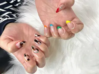 ミディアム ネイルサロン hanakoharuのネイルデザイン