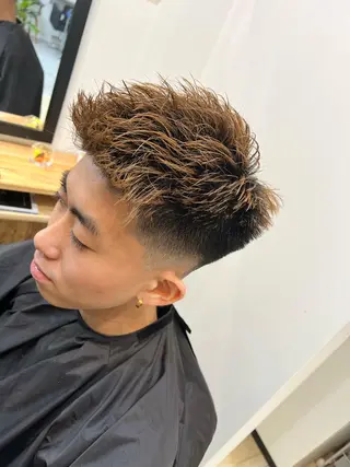 ショート カラー メンズ Naya Takumaのヘアスタイル