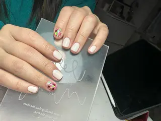 ネイル Eveネイル チップスカルプ専門店のネイルデザイン