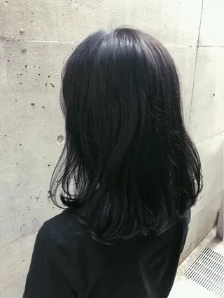 ミディアム やなぎさわ なつきのヘアスタイル