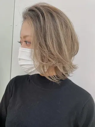 ショート カラー ヘアアレンジ ニュアンスヘア🌔 nanakoのヘアスタイル