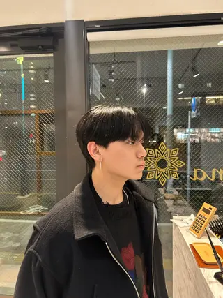 ショート メンズ 佐藤 嶺のヘアスタイル