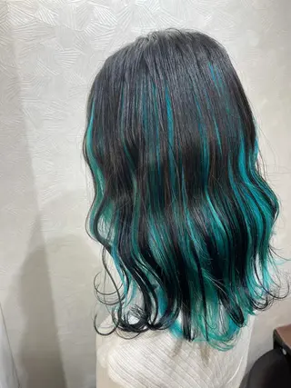 セミロング カラー 岩谷/ブリーチ 🪽透明感カラーのヘアスタイル