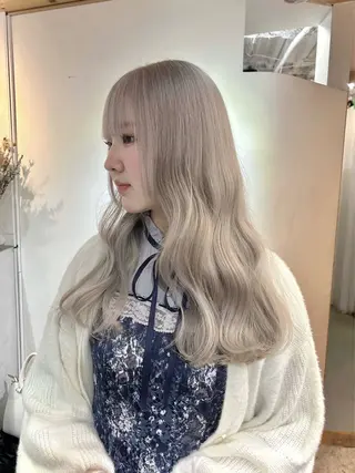 ロング カラー ヘアアレンジ 韓国/ハイトーン/ ボブ🎀MIKU🎀のヘアスタイル