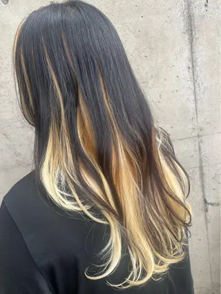 セミロング 日高 香織のヘアスタイル