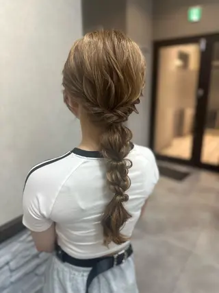 ヘアアレンジ りおん レイヤー/ベージュのヘアスタイル