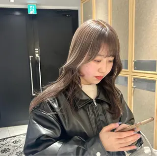 セミロング カラー ayumi / ミディアムトーンのヘアスタイル