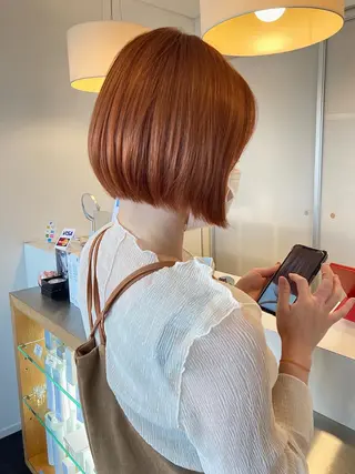 ショート カラー 村本 千優のヘアスタイル