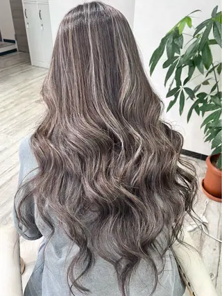 ロング カラー ヘアアレンジ Belle hair Design青野大貴のヘアスタイル