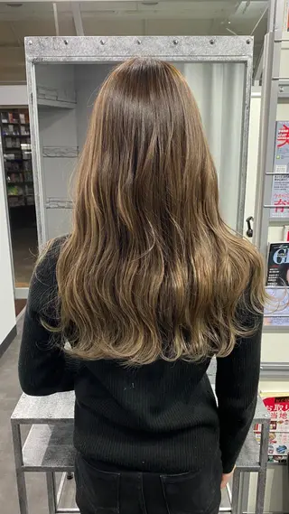 ロング 平田 広大のヘアスタイル