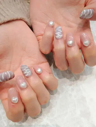 ネイル 會田 瑠衣のネイルデザイン