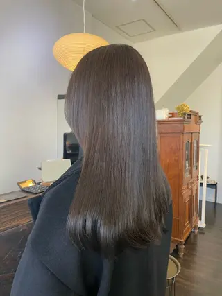 ロング 三國 栞音のヘアスタイル