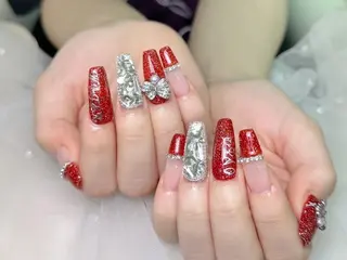 ネイル 💕リリ 🩷のネイルデザイン