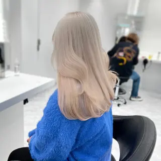 セミロング カラー ヘアアレンジ 🌼原宿JUICE／ official🌼のヘアスタイル