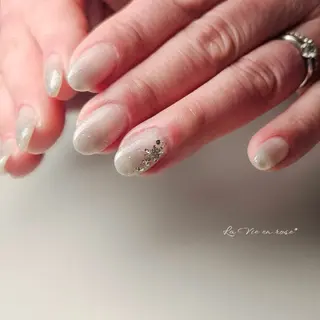 ネイル ラヴィアン ローズのネイルデザイン