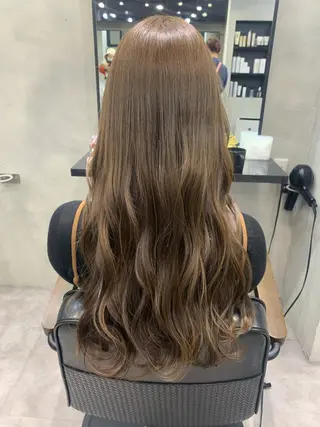 ロング カラー ヘアアレンジ 個室で似合わせ好印象 🧡外山弥千代のヘアスタイル