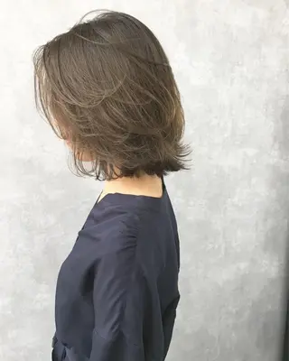 ショート カラー レイヤーカット BLend 渋谷のヘアスタイル