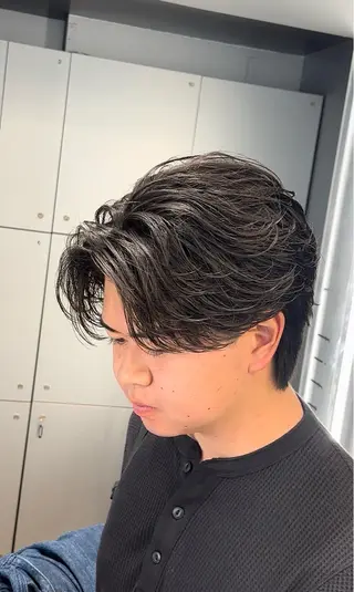 パーマ メンズ 松田 優斗のヘアスタイル