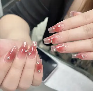 セミロング ninabeauty 新宿のネイルデザイン