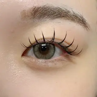 マツエク・マツパ NOA名駅束感まつげ ×眉毛SENA‪🎀のマツエク・マツパデザイン