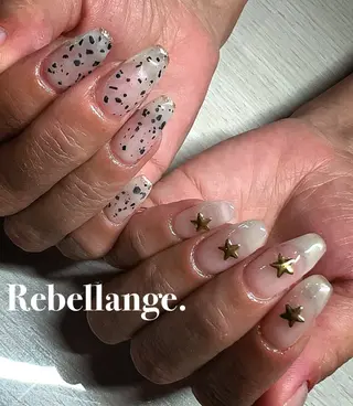 ネイル Rebellange n.のネイルデザイン