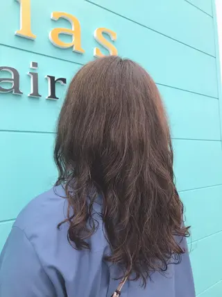 ロング カラー 大谷 亜依のヘアスタイル