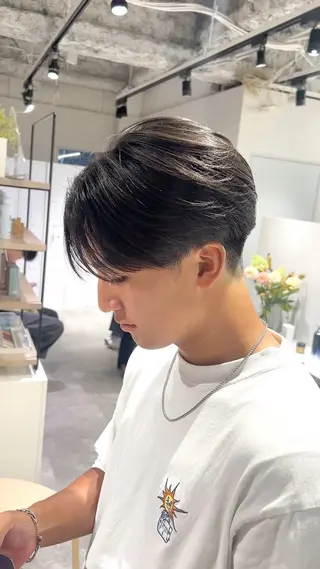 ショート パーマ メンズ 関西センターパート メンズモデル募集のヘアスタイル
