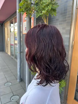 カラー 前田 亜由美のヘアスタイル