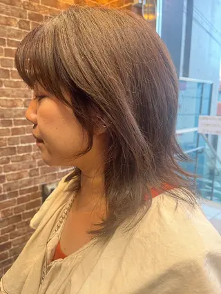 ミディアム カラー 久木原 ゆりのヘアスタイル