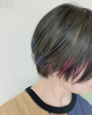ショート カラー 眞壁 華子のヘアスタイル