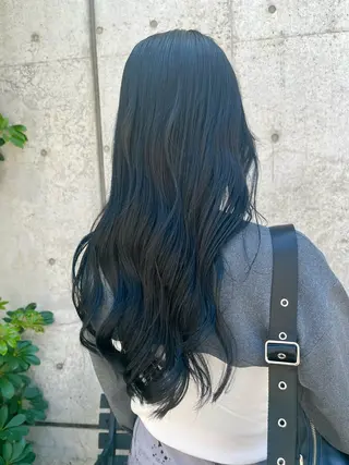 ロング 東村 桃花のヘアスタイル