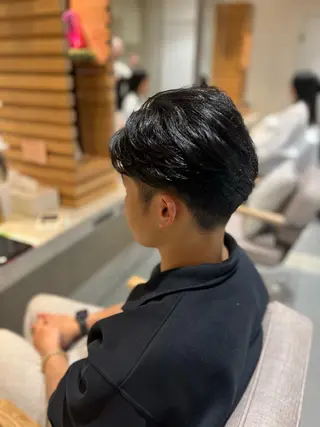 メンズ 小嗣 篤輝のヘアスタイル