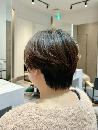ショート ショートカット🧸 ごとうさなのヘアスタイル