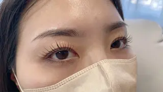 マツエク・マツパ アイブロウリスト AIRIの眉毛・アイブロウイメージ