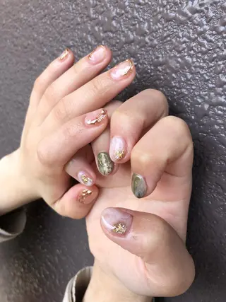 ロング カラー ヘアアレンジ キッズ ネイル マツエク・マツパ 福田 加奈のネイルデザイン