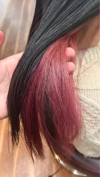 ロング カラー 野上 晃生のヘアスタイル