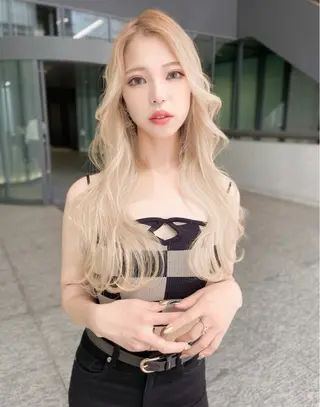 セミロング カラー 木屋元一/透明感 /前髪/ショートボブのヘアスタイル