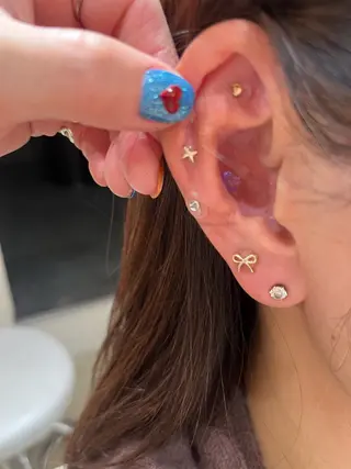 ハイトーンカラー🩵 耳ツボジュエリー👂のその他イメージ