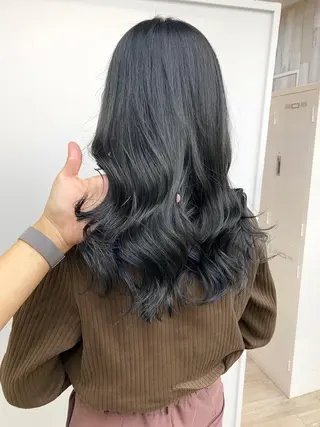 ロング カラー ☀️透明感color KURO☀️のヘアスタイル