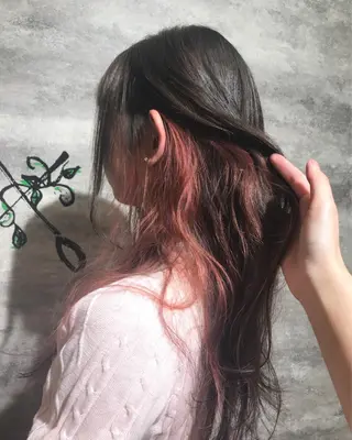 ロング カラー uru" すずきさゆりのヘアスタイル