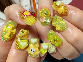 ネイル アイアムアイ 大村磨衣のネイルデザイン