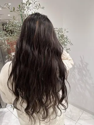ロング カラー ヘアアレンジ 小白井 由美のヘアスタイル