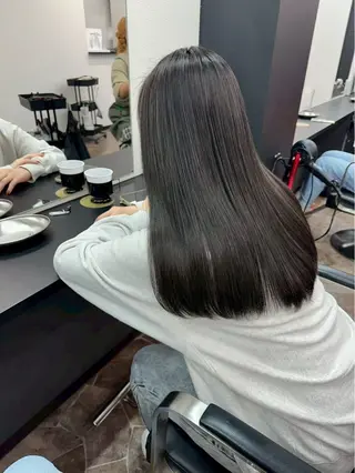 ロング カラー aoi .のヘアスタイル