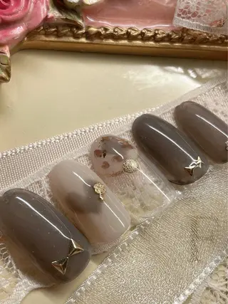 ネイル 芦辺 香奈のネイルデザイン