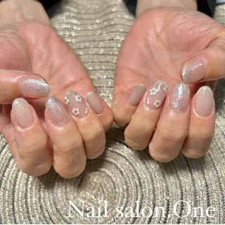 ネイル Nail salon .Oneのネイルデザイン