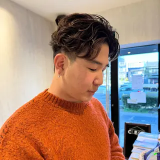 パーマ メンズ メンズパーマ/フェ ザーパーマ/古川晴輝のヘアスタイル