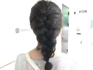 セミロング カラー ヘアアレンジ teatro hair salonのヘアスタイル