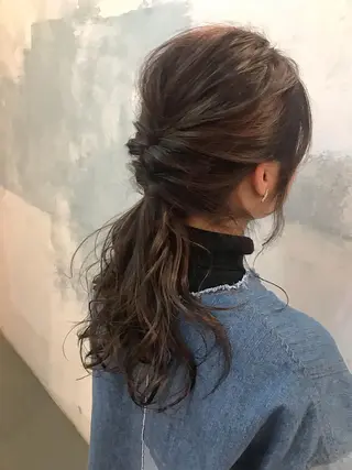 ロング カラー ヘアアレンジ 🍑艶髪✖️暖色系 ✨momoka🍑のヘアスタイル