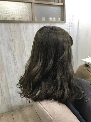 セミロング ネモトメイナ🌿 今月末で退職しますのヘアスタイル