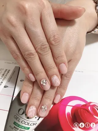 ネイル 北浦和 自爪育成ケアのネイルデザイン